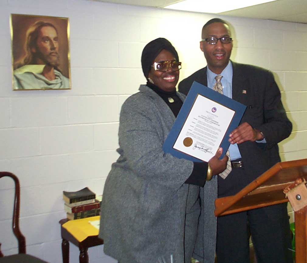 Cleveland Eastside Ecumenical Consortium's Carol Jean Gates and Ward 3 Councilman Zack Reed